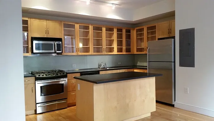 Rented by The Durst Organization | media 17