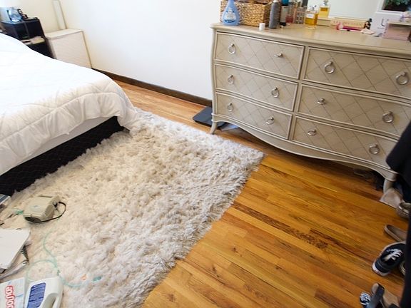 5th image of 131 W 75th St APT 5