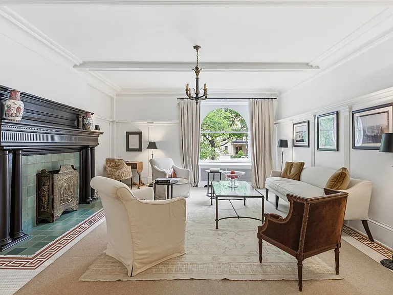 24-web-or-mls-2126 Connecticut Ave NW 77_60_07132026