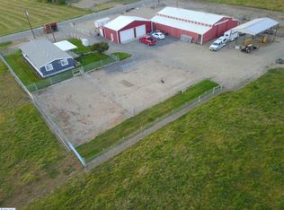 5220 W Sagemoor Rd, Pasco, WA 99301