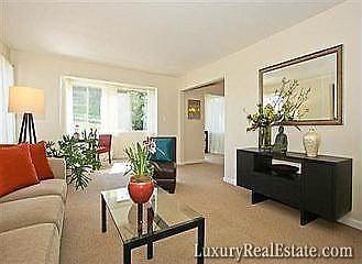 1st image of 253 Roosevelt Way