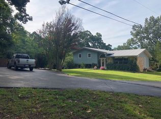 515 W 15th St, Yellville, AR 72687
