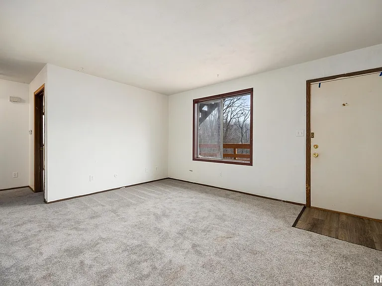 1300 W Jeth Ct #I — Photo 1