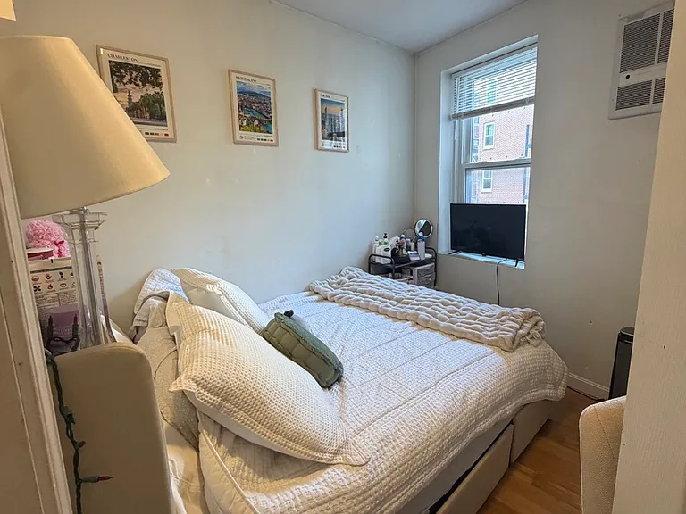 35 N Margin St #4 — Photo 5