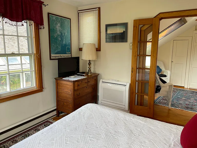 7 Clinton St — Photo 15