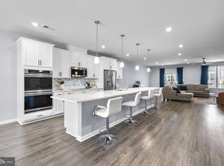 2708 Duvall Ridge Rd #415, Landover, MD 20785