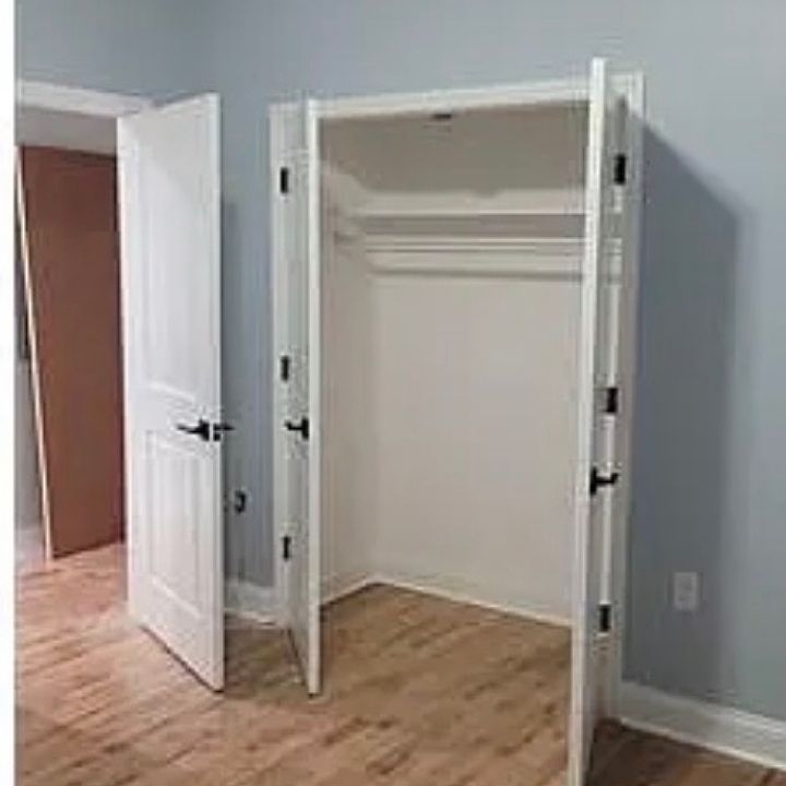 2nd image of 61 Linden Ave #12L