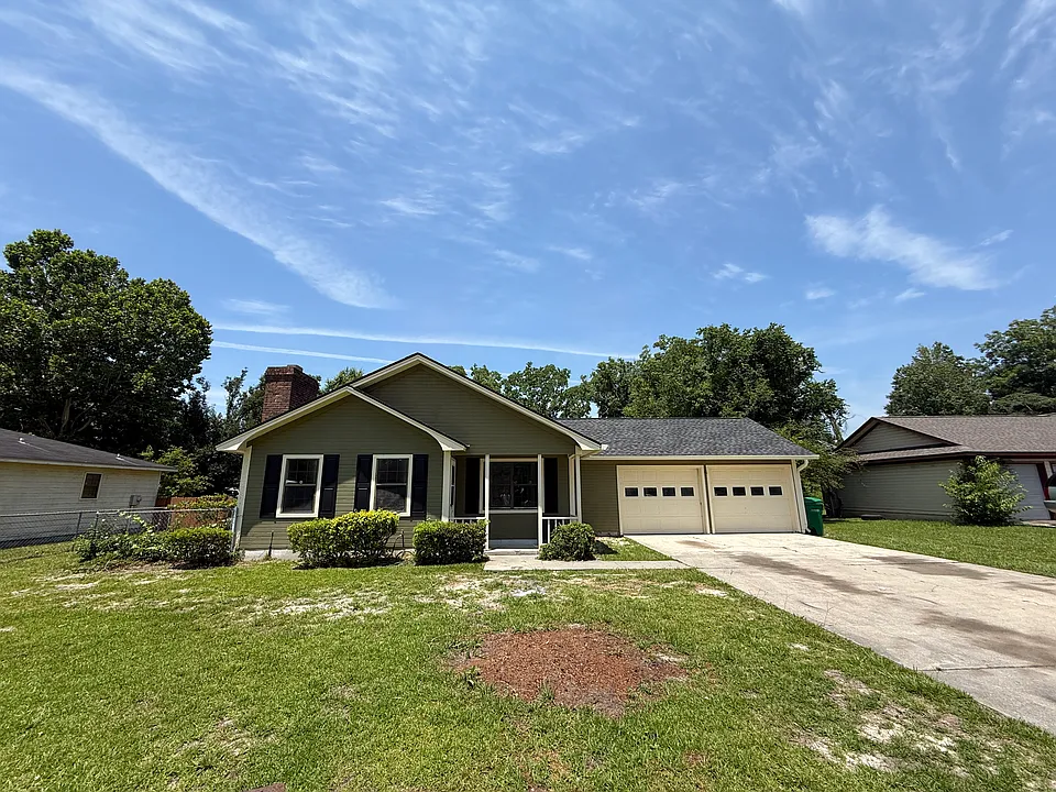 2906 Tyndall Dr