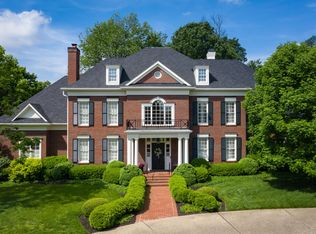 207 Mockingbird Gardens Dr, Louisville, KY