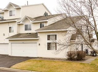 9026 Sawgrass Gln N, Maple Grove, MN 55311