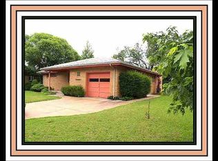 8305 E Morris St, Wichita, KS 67218