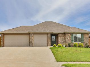 3116 N Albertha Ave, Springfield, MO 65803