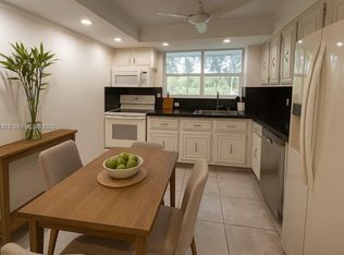 601 Three Islands Blvd APT 201, Hallandale, FL 33009