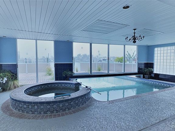 Indoor/Outdoor pool