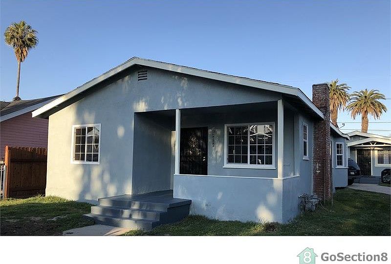 1st image of 4030 Denker Ave