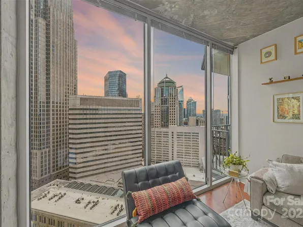 210 N Church St Unit 2405, Charlotte, NC 28202