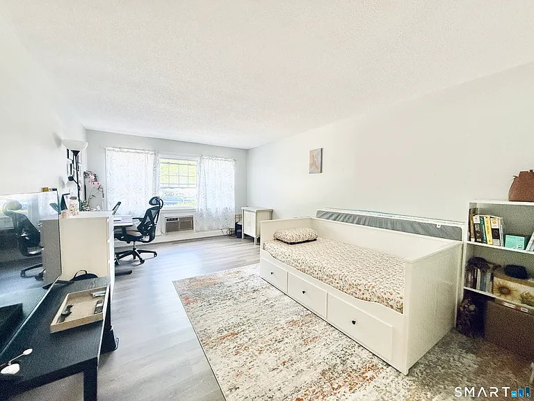 34A Padanaram Rd #127 — Photo 4