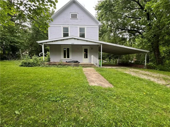 337 High St, Baldwin City, KS 66006