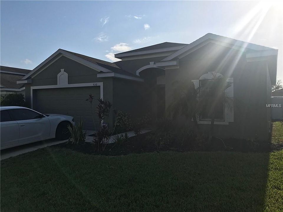 1st image of 920 Parker Den Dr