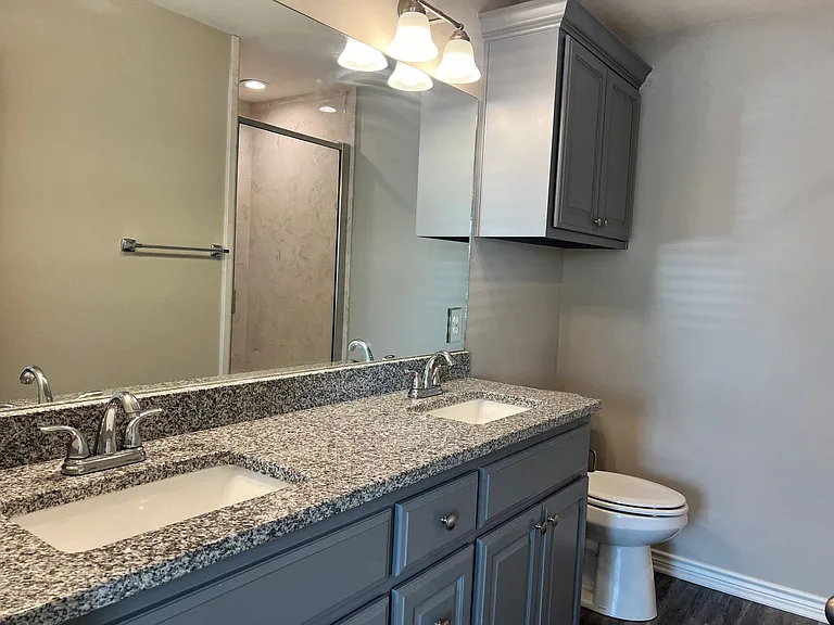 1655 S Kennedy Ave — Photo 20