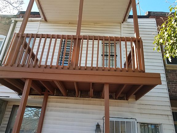 Upper deck off of 2nd Bedroom