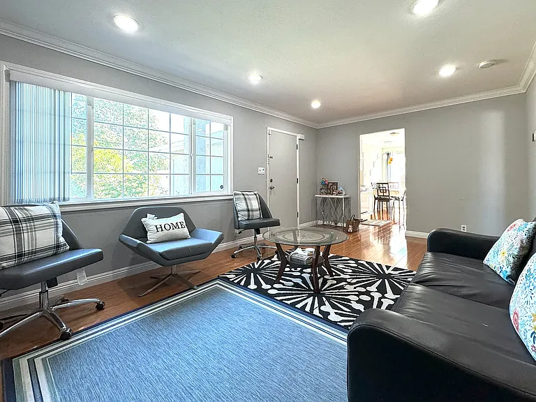 36681 Bishop St — Photo 5