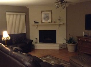 8726 State Highway 148, Benton, IL 62812