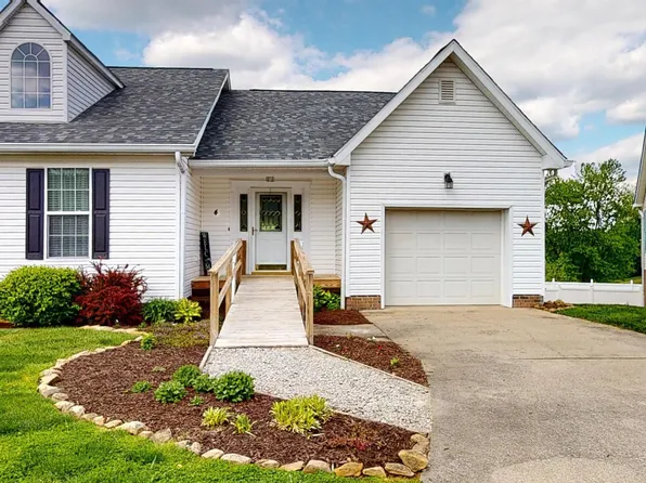 4 Piney Way, Barboursville, WV 25504