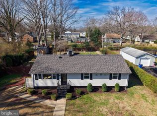 33 Blair Rd, Fredericksburg, VA 22405