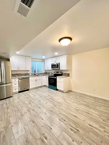 2384 E Catalina Dr Photo 1
