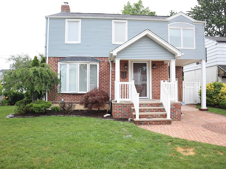 1st image of 82 Nassau St