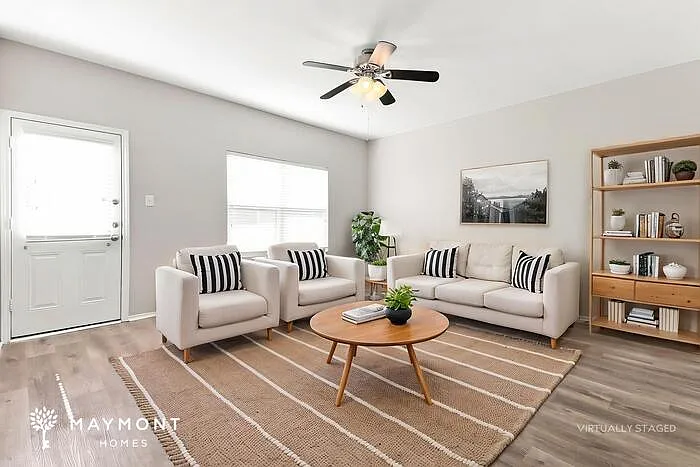1207 Savannah Ridge Dr — Photo 4