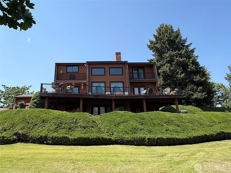 1st image of 14 Hahn Road