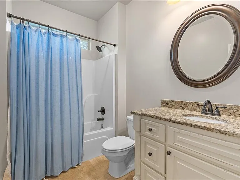 1056 Linlen Ave — Photo 14