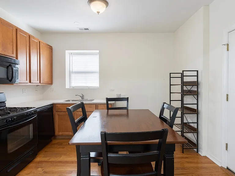 3354 W Wilson Ave #2S — Photo 4