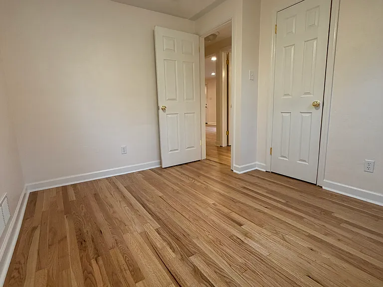 1744 Creedmoor Ave — Photo 8
