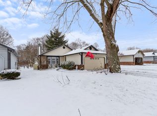 9215 N Park Ave, Indianapolis, IN 46240