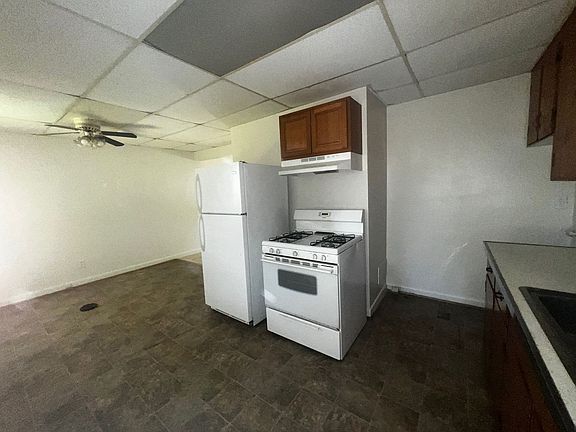 4th image of 3626-3628 Bart St