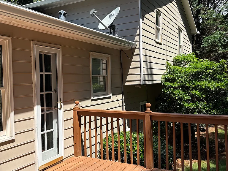 1460 Marthas Ct — Photo 26