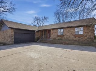 602 Ridge Dr, Sallisaw, OK 74955