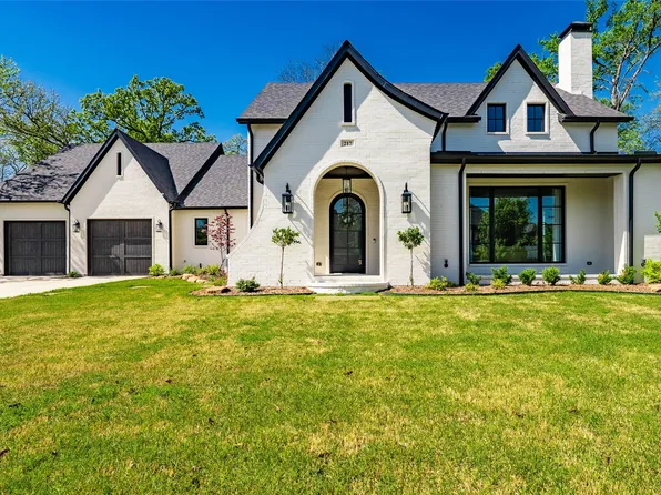 217 Saint Andrews Dr E, Mabank, TX 75156