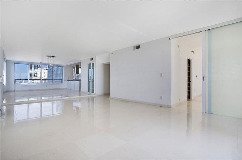 1st image of 1541 Brickell Ave #A3601