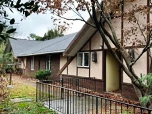 1075-1077 Friedman Ln, Paducah, KY 42001