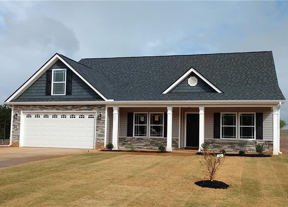 2nd image of 117 Highlands Dr