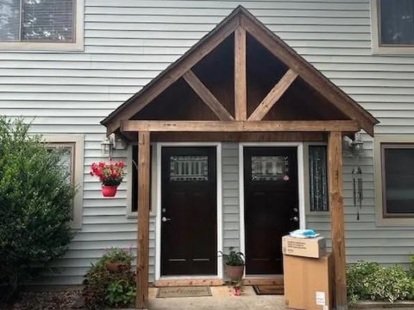 20 N College St, Weaverville, NC 28787