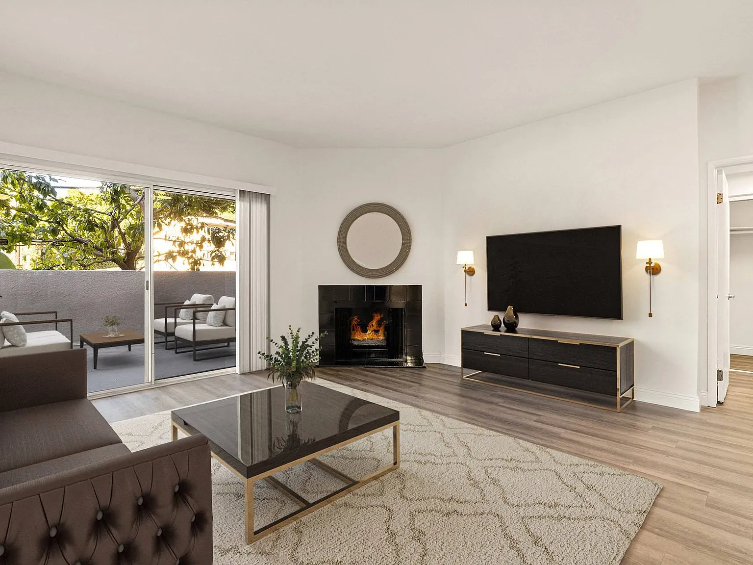 Cahuenga Heights — Photo 1