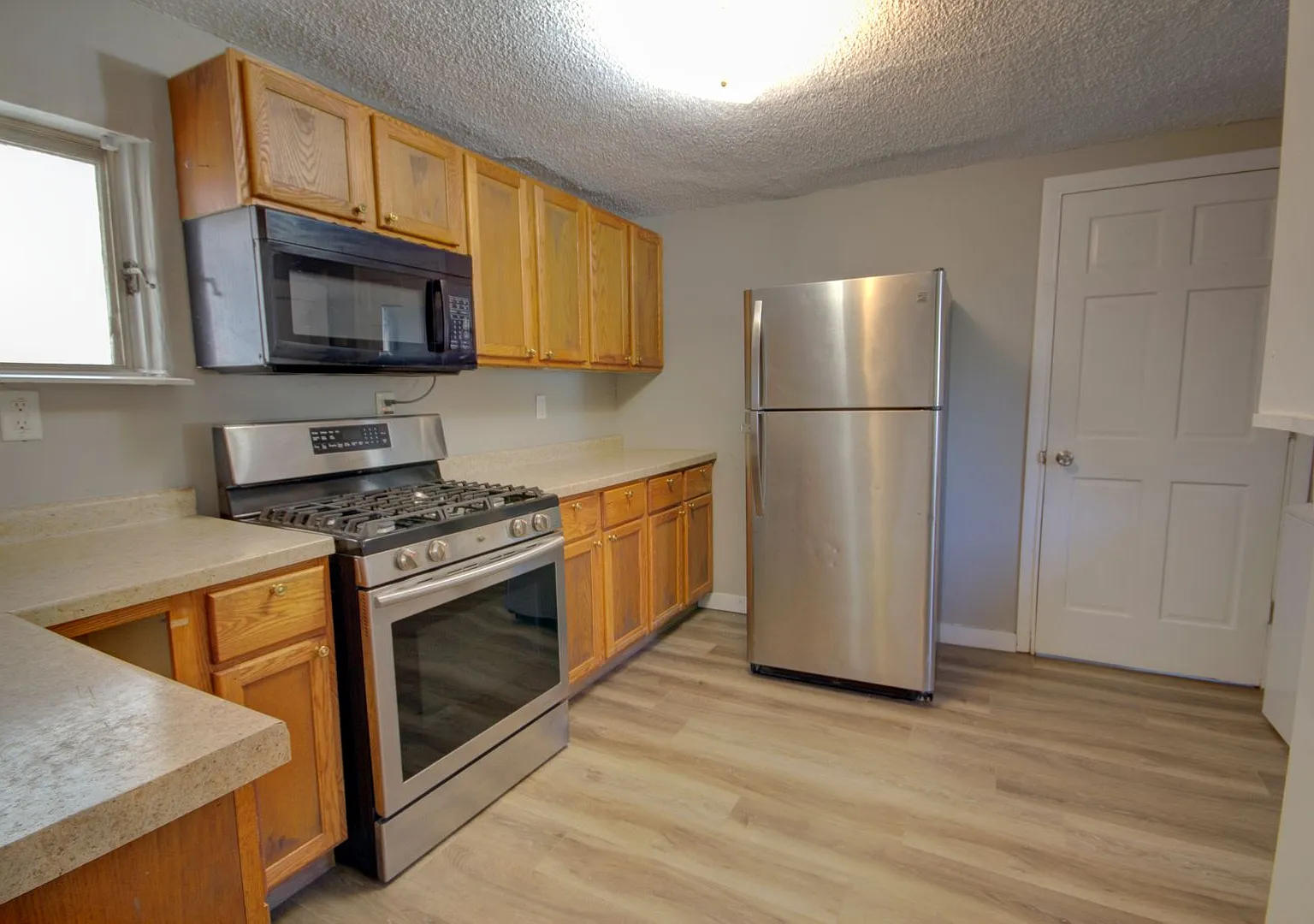 Cozy 1 bedroom home — Photo 2