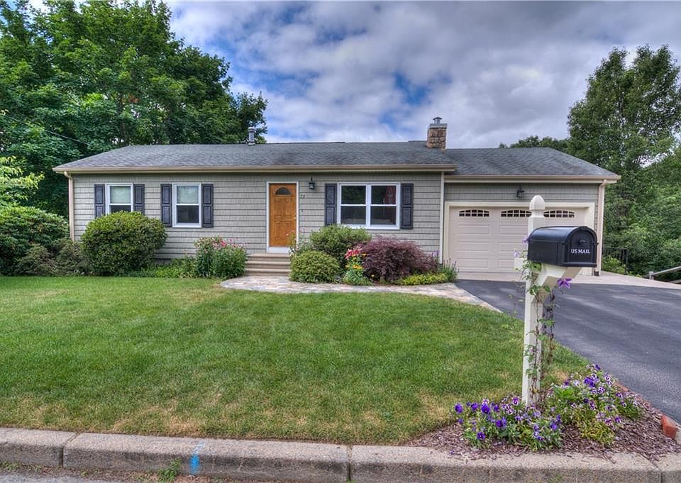 1st image of 73 Crestwood Dr