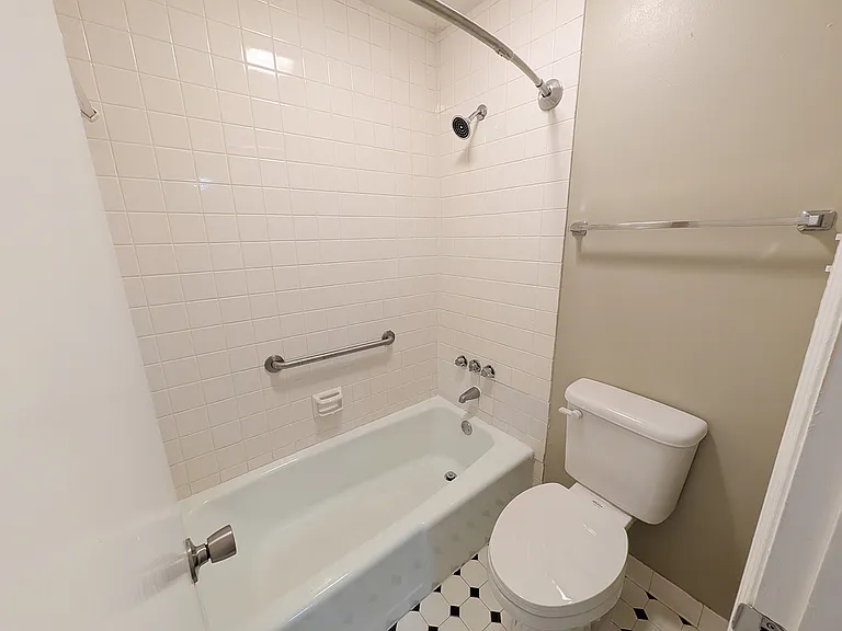 57 Bishop Ln N #3 — Photo 6