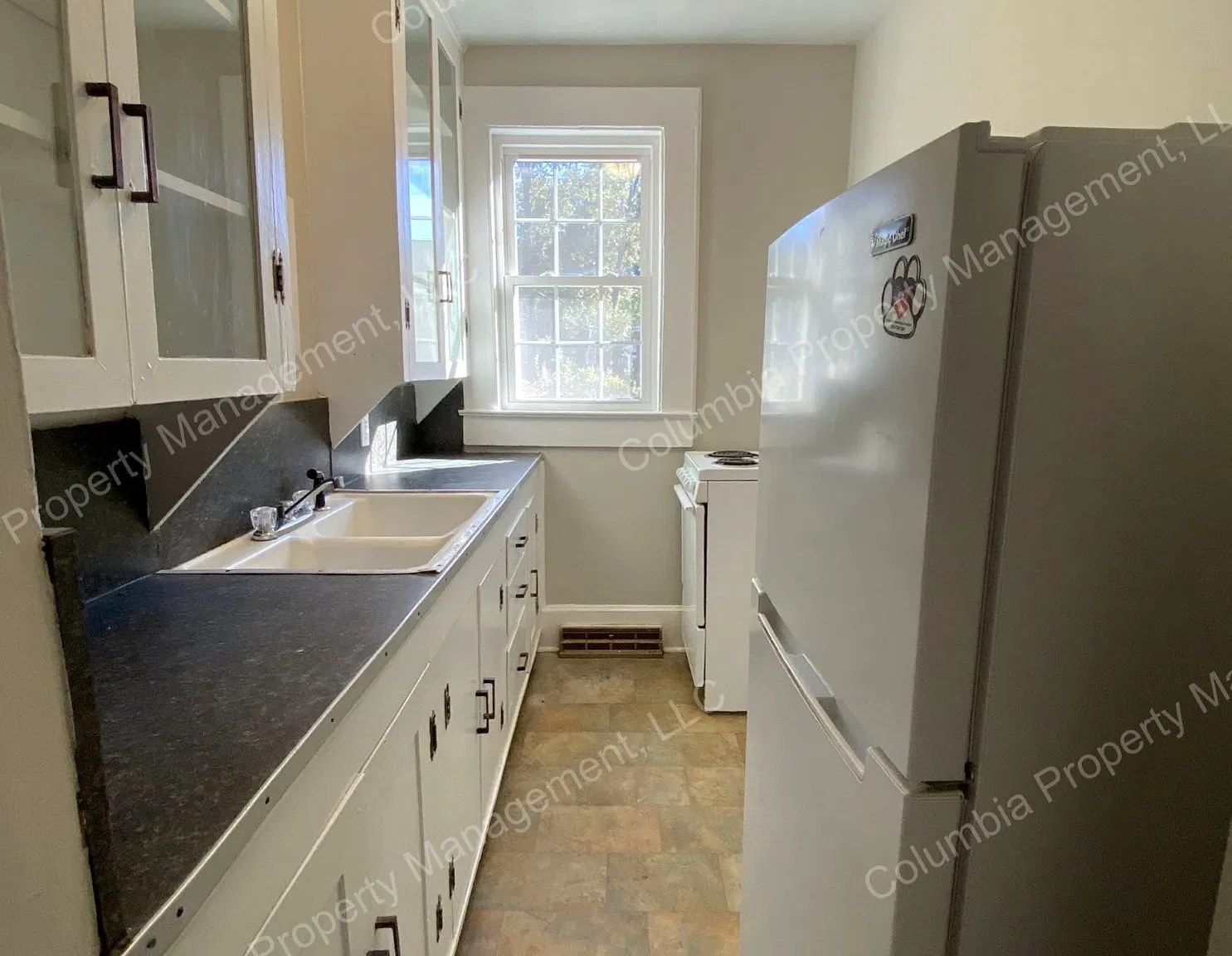 2805 Kirby St — Photo 3
